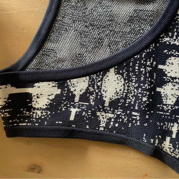 Jersey type midi dress with navy pattern - Picture 5 of 9